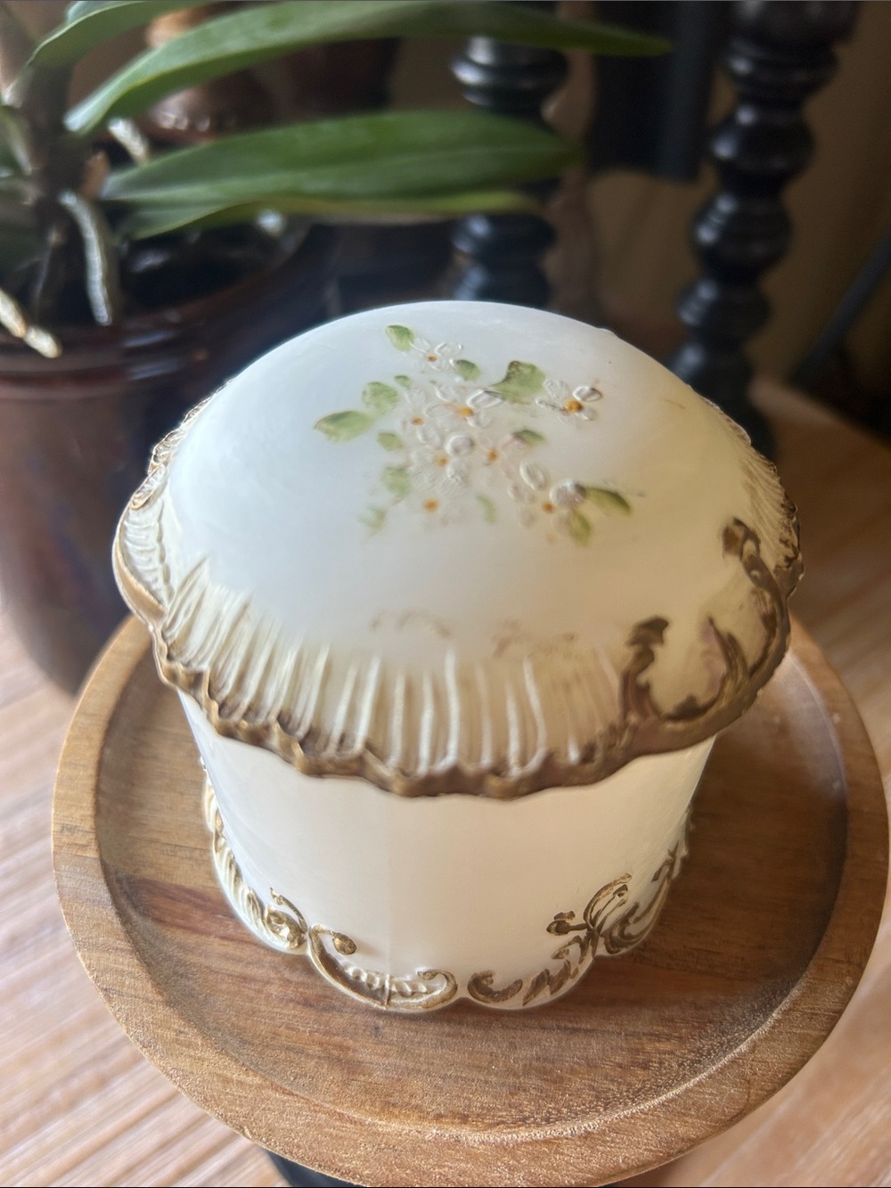 Antique Dithridge Hand Painted Floral Milk Glass Trinket Jar - Picture 4 of 13